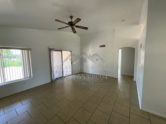 Foto del edificio - 1619 W San Remo St