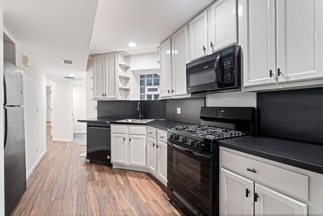 Foto del edificio - 823 W Roscoe St