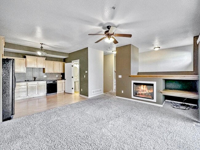 Foto del edificio - 203 NE 45th Ln