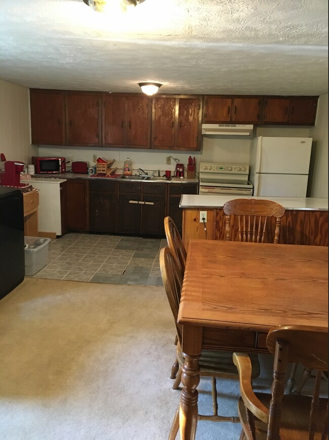 69 N Elm St Unit 1, Saint Albans, VT 05478 Apartments in Saint Albans, VT