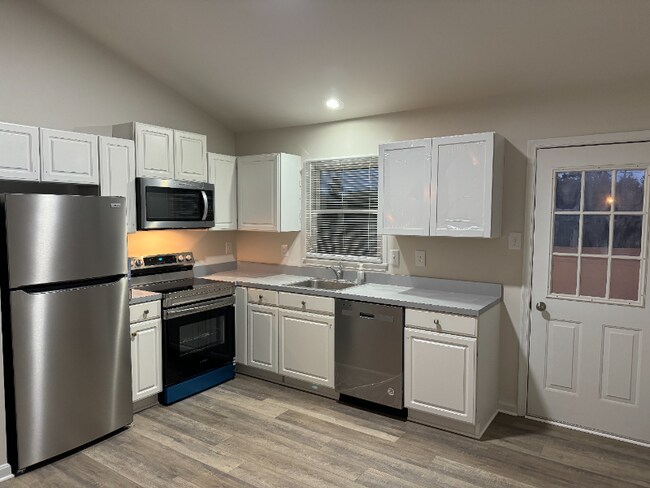 Foto del edificio - 10 Squire Cir