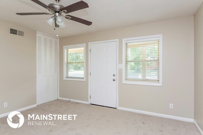 Building Photo - 4100 Chippewa Rd