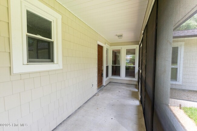Foto del edificio - 110 Deerfield Rd