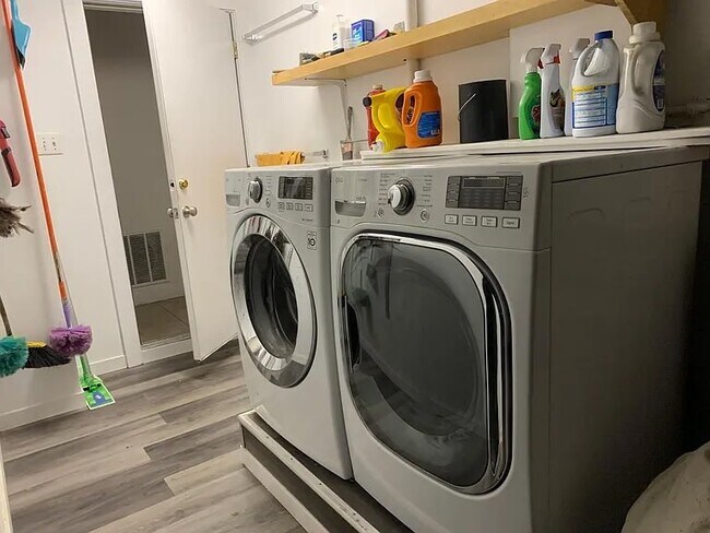 Foto del edificio - 1521 Blake St