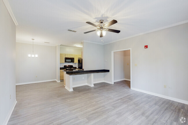 Oxford Point Apartments - Apartments in Gulfport, MS | Apartments.com