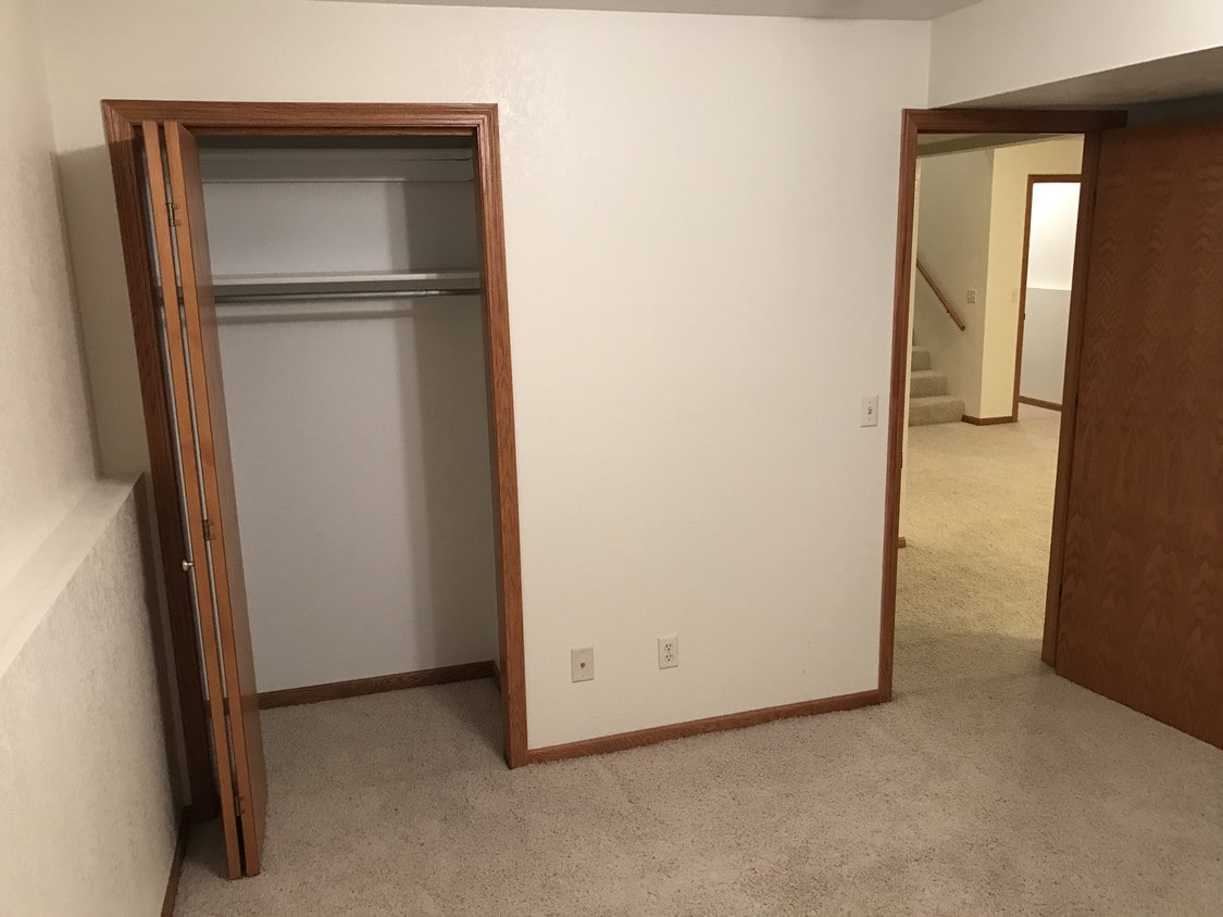 Basement Bedroom - 1800 E Comanche St