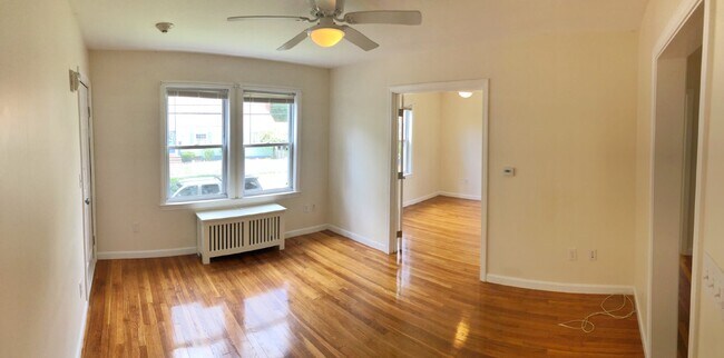 Building Photo - Modern & Spacious 2 BED 1 BATH near Weymou...