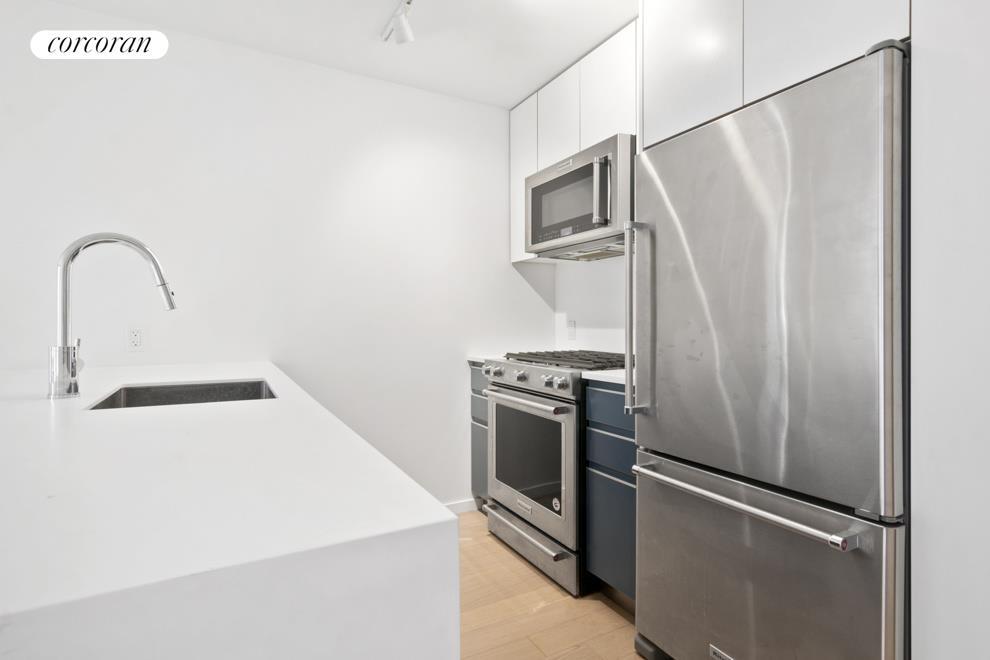 415 Red Hook Ln Unit 15G, Brooklyn, NY 11201 Room for Rent in