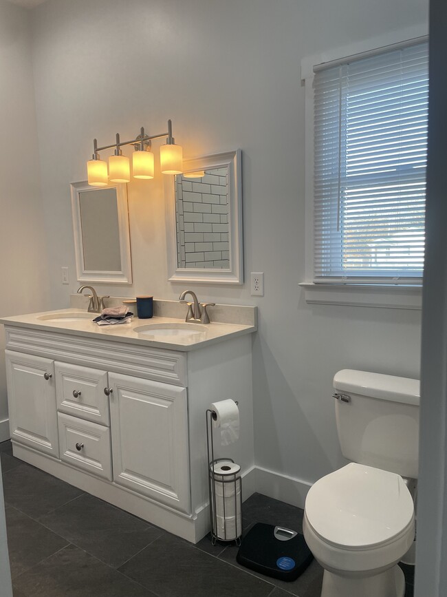 Master Bath,vanity - 100 Lovell Ave