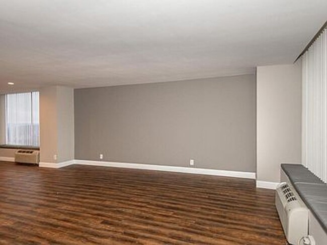 Building Photo - Live in luxury, with beautiful views of th...