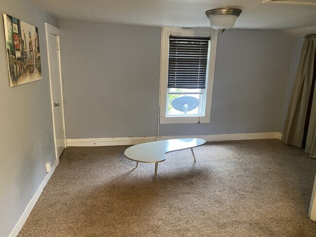 Foto del edificio - 7606 Seven Mile Ln