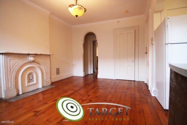 Building Photo - 1 br, 1 bath Apartment - 45 Saint Marks Ave 2