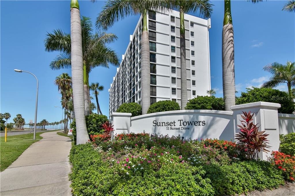 Foto principal - 11 Sunset Dr