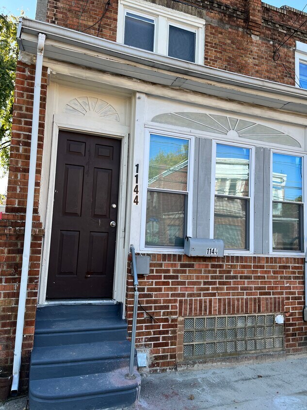 Foto principal - 1144 Carl Miller Blvd