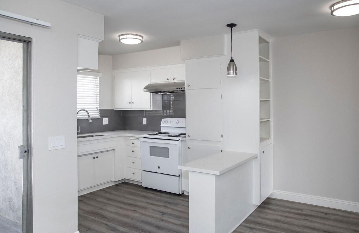 The Broadway Apartments 411 E Broadway San Gabriel, CA Apartments for Rent in San Gabriel