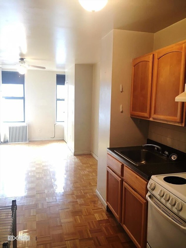 Primary Photo - 39 1st Avenue