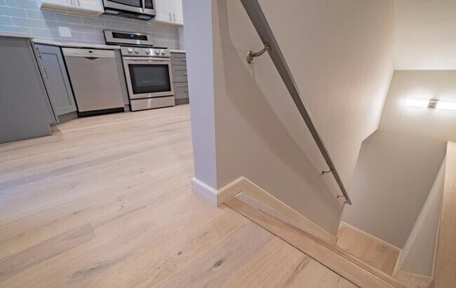 Foto del edificio - 2142 W Master St