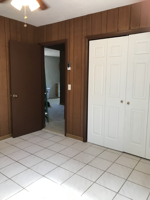 Building Photo - 117 N Bay Harbor Dr