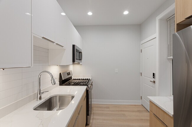 Foto del edificio - 6946 N Wolcott Ave