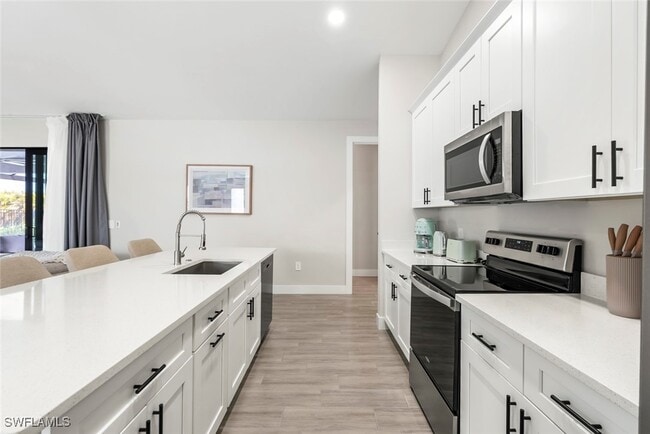 Building Photo - 4600 Key Largo Ln