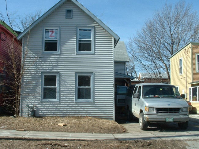 Building Photo - Shandec Properties