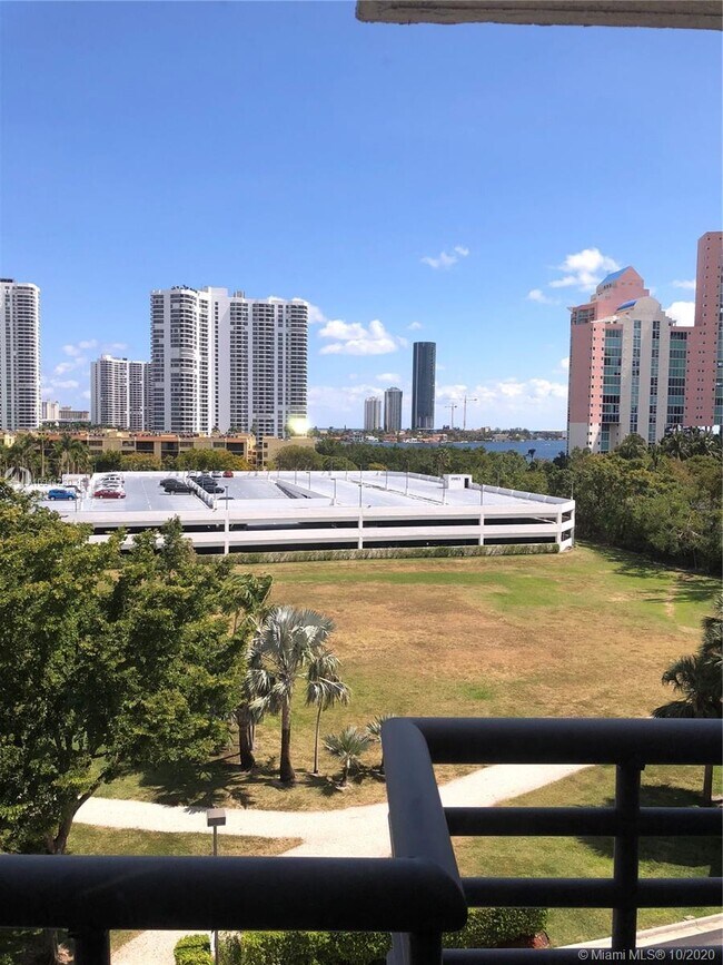 Building Photo - 3300 NE 191st St