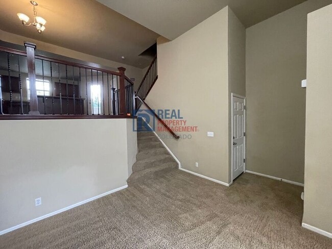 Building Photo - 2608 Stonecrop Ridge Grove