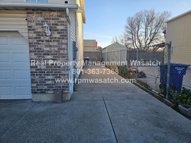 Foto del edificio - 5491 W Sunshade Cv