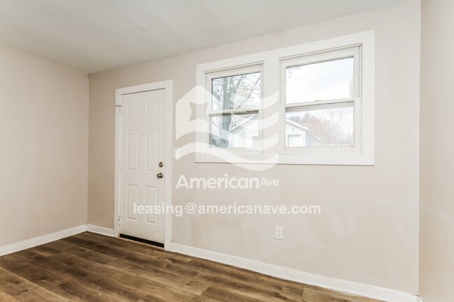 Building Photo - 941 Kercher St