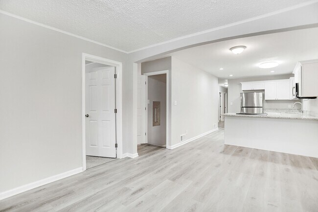 Foto del edificio - 250 Hermer Cir NW