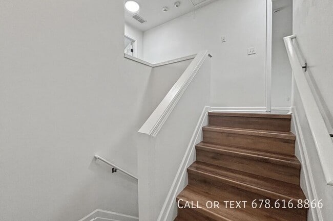 Building Photo - 2054 Appaloosa Way