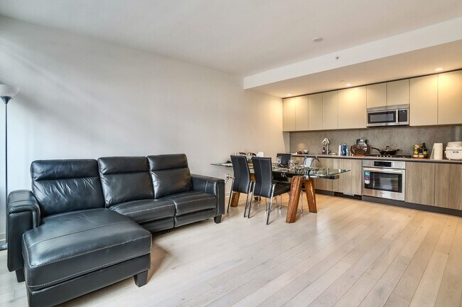 Building Photo - 10 Provost St