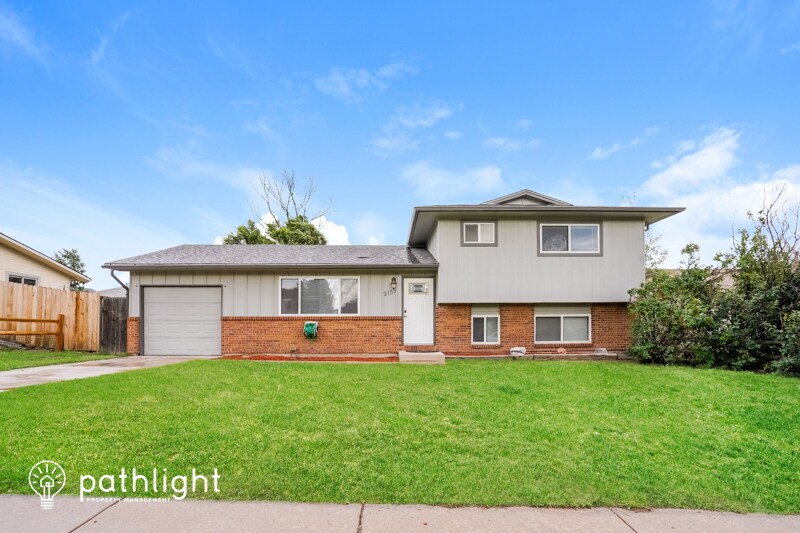 Building Photo - 2155 Shawnee Ct