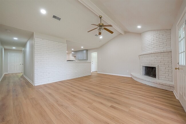Building Photo - 6919 Maczali Dr