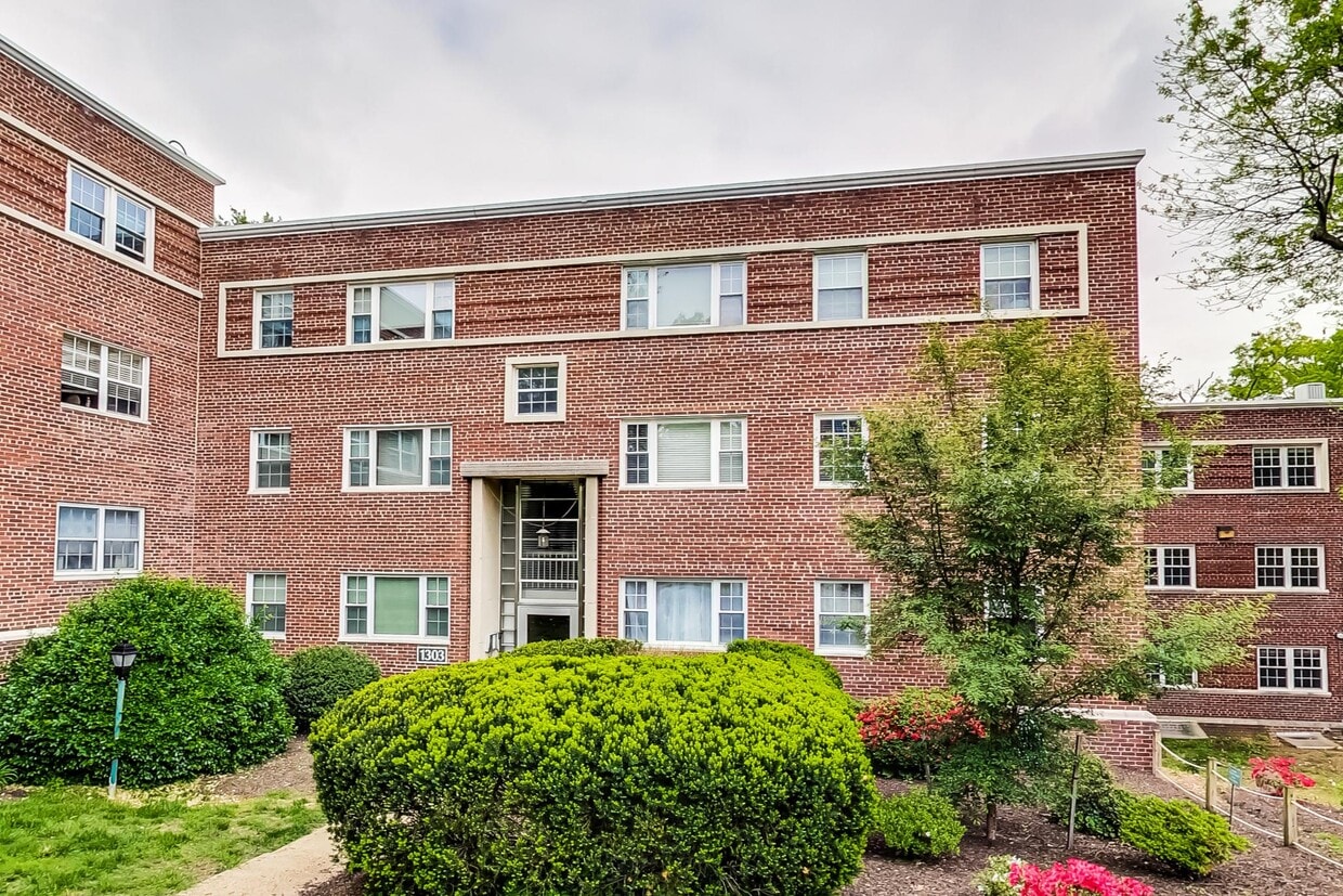 Foto principal - 1303 N Ode St
