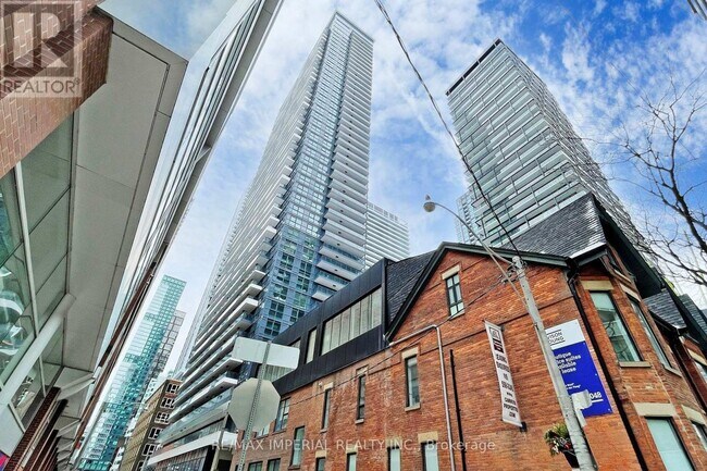 Building Photo - 38 Widmer St