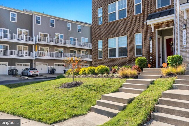 Foto del edificio - 3729 Silver View Ln
