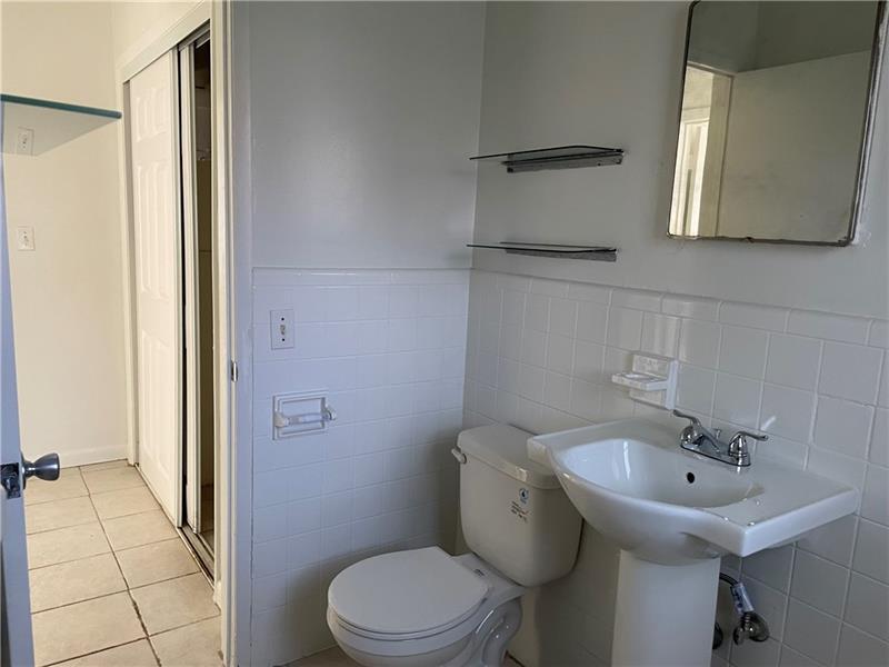 Foto del edificio - 1501 NE 8th St