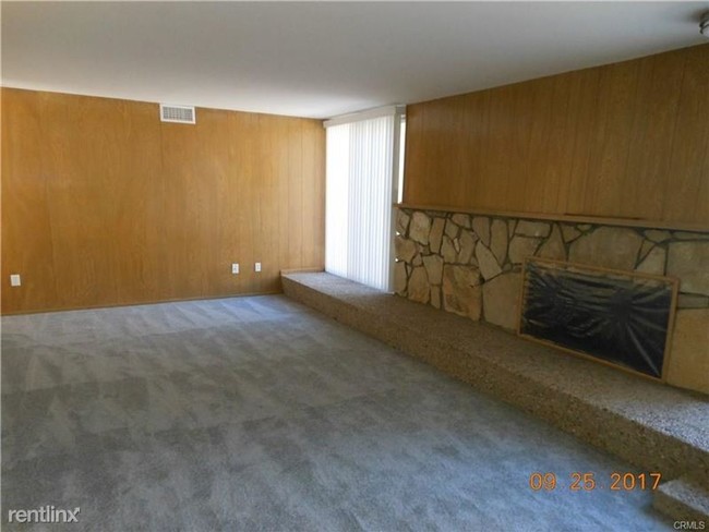 Foto del edificio - 27859 Hawthorne Blvd