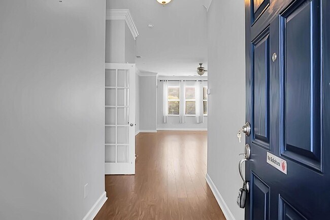 Foto del edificio - 345 Fox Ridge Ln