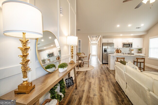 Foto del edificio - 214 Big Branch Dr