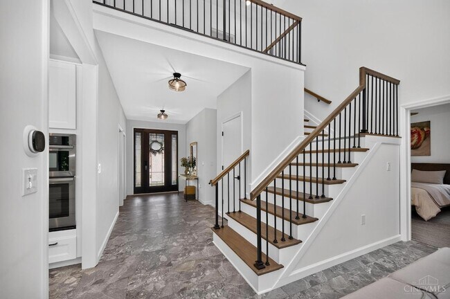 Building Photo - 6582 Rosewood Ln
