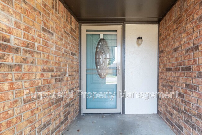 Foto del edificio - 8913 Bentree Country Way