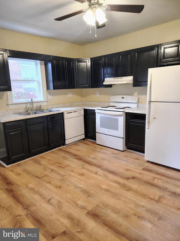 Foto del edificio - 234 S Illinois Ave