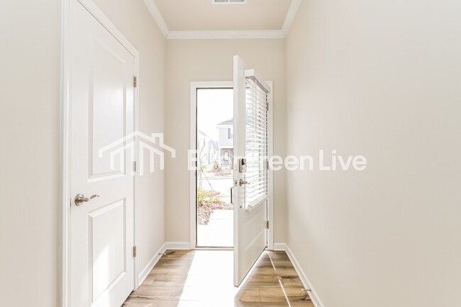 Foto del edificio - 5519 Hydrangea St