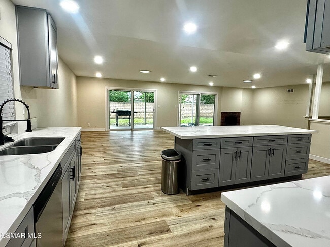 Building Photo - 2535 N Phyllis St