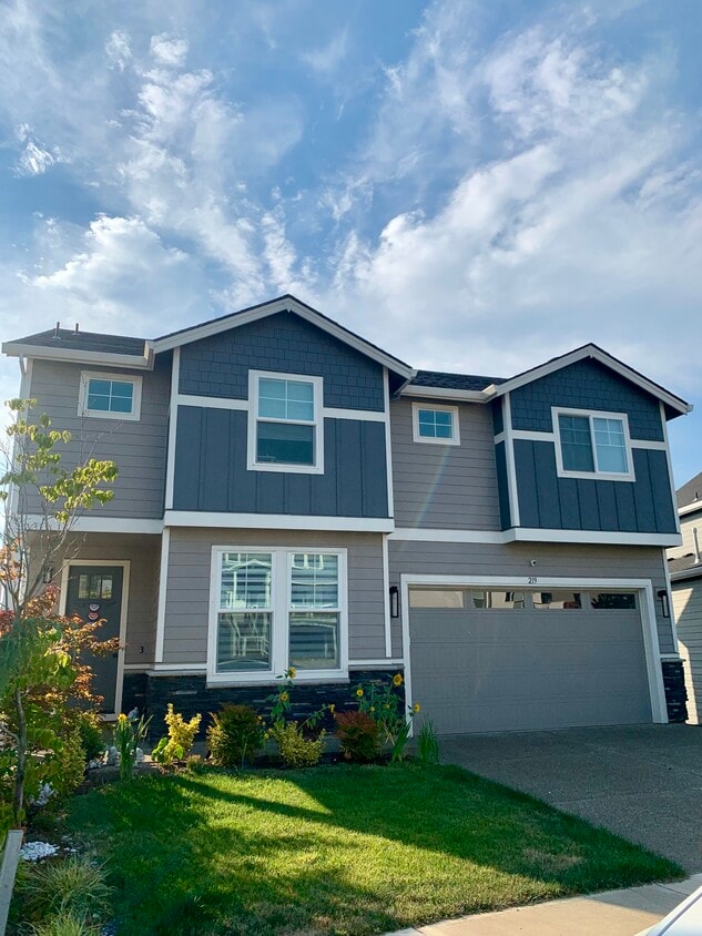 Foto principal - 219 W Taylor Ct