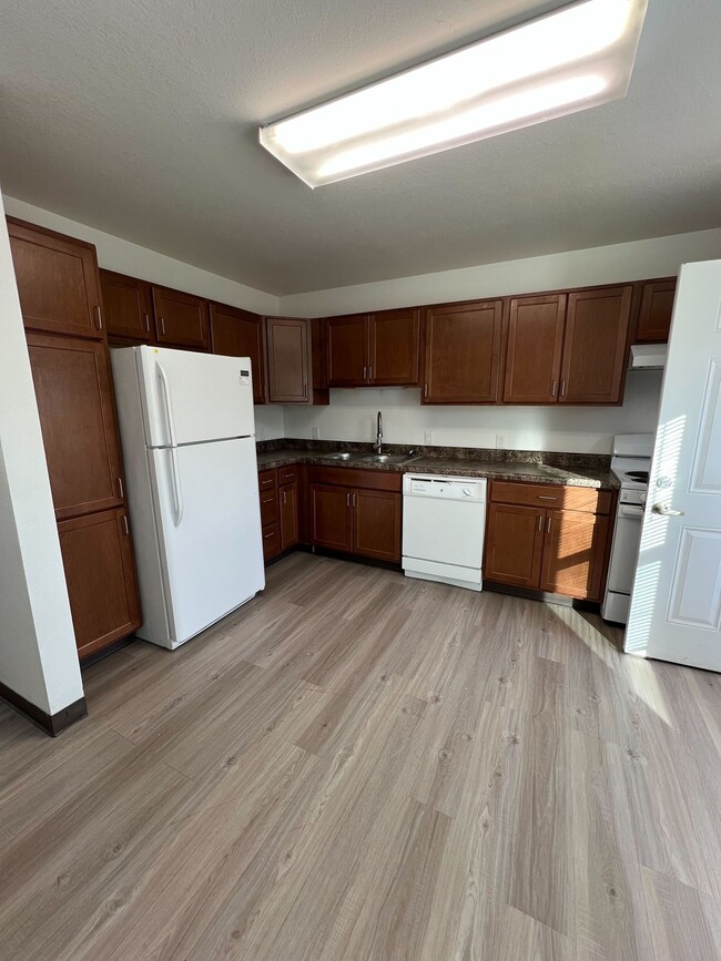 Building Photo - Rider Place Apartments