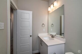 Building Photo - 641 Fallow Dr