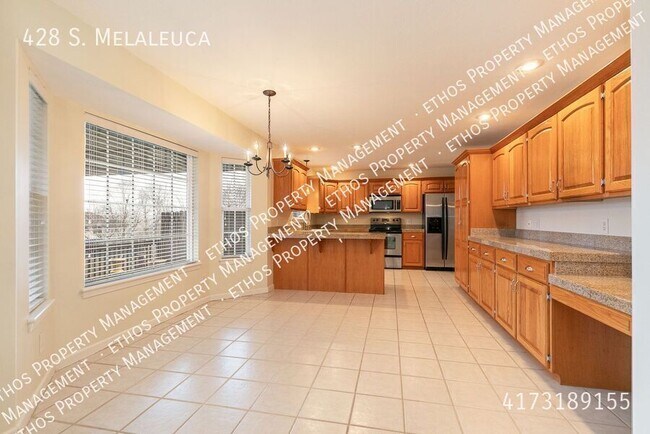 Building Photo - 428 S. Melaleuca-
